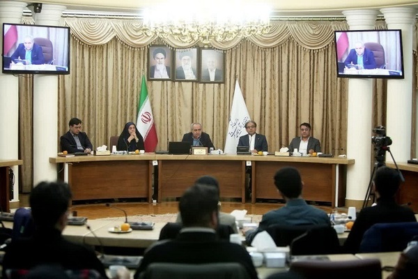 نشست استاندار آذربایجان شرقی با نمایندگان تشکل‌های دانشجویی