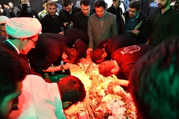 مراسم استقبال از پیکر مطهر شهید گمنام در دانشگاه تبریز