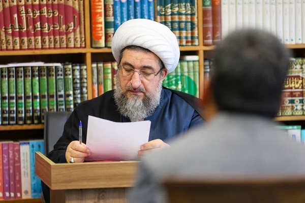 دیدار اقشار مختلف مردم با امام جمعه تبریز