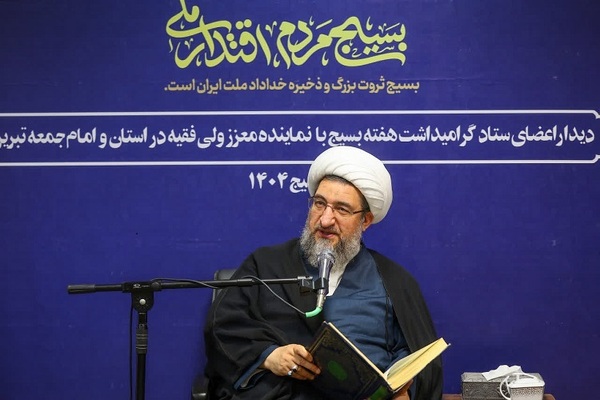 دیدار فرماندهان سپاه عاشورا با امام جمعه تبریز