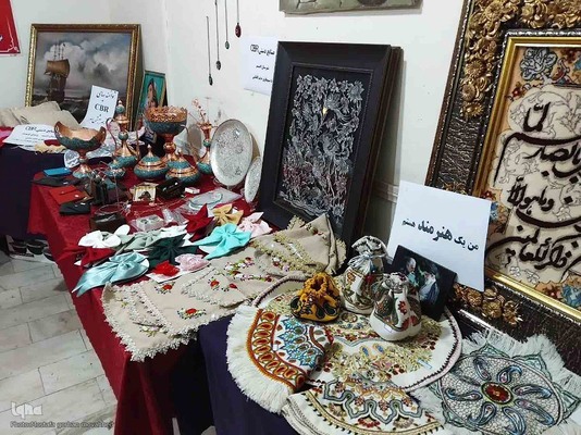 برپایی نمایشگاه صنایع دستی و هنری افراد دارای معلولیت در اهر