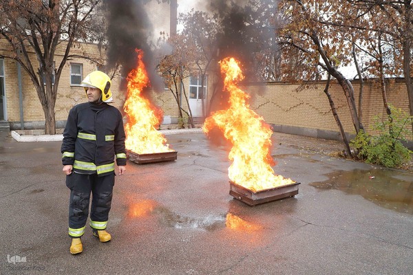 بیست و هفتمین مانور سراسری زلزله در هنرستان خدیجه کبری تبریز