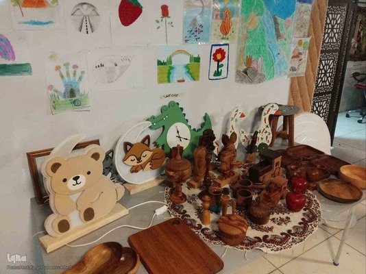 افتتاحیه نمایشگاه گروهی آثار هنرهای تجسمی "حلقه هنرمندان" در اهر