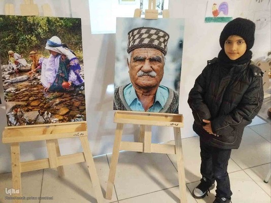 افتتاحیه نمایشگاه گروهی آثار هنرهای تجسمی "حلقه هنرمندان" در اهر