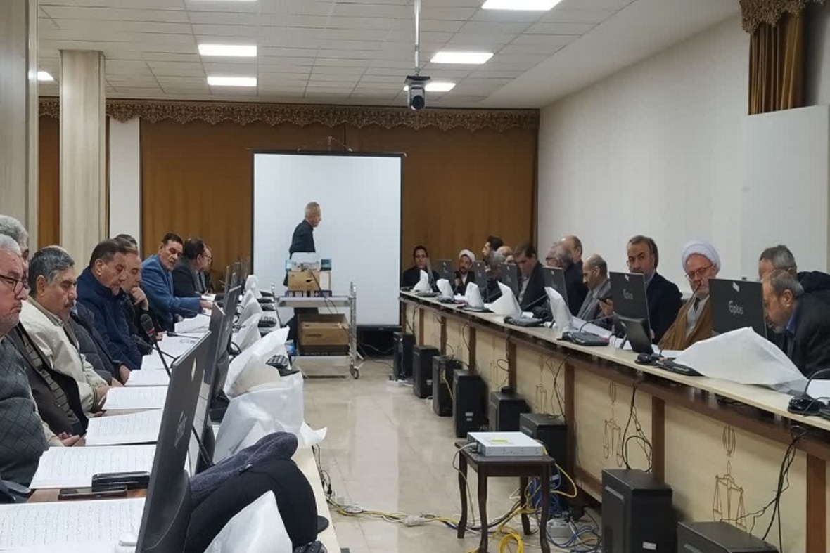 جلسه تفسیر قرآن ویژه مدیران اجرایی آذربایجان‌شرقی