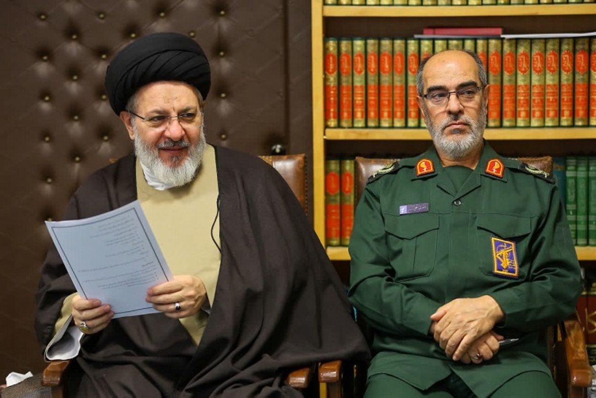 جلسه قرارگاه راهبری مساجد آذربایجان‌شرقی