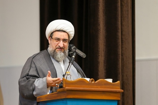 همایش وحدت حوزه و دانشگاه در تبریز