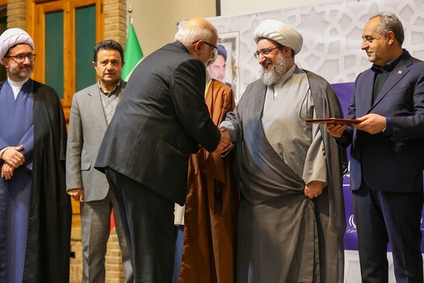 همایش وحدت حوزه و دانشگاه در تبریز