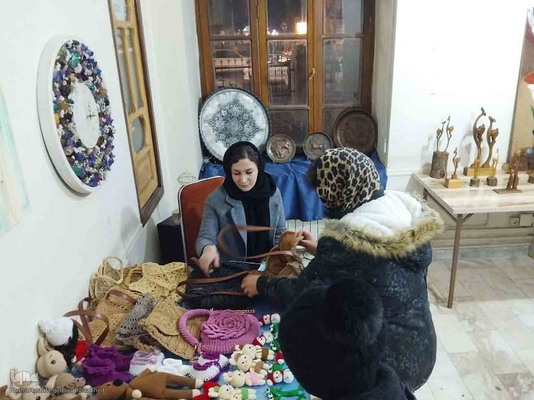 نمایشگاه صنایع دستی و هنرهای تجسمی یلدای هنر در شهرستان اهر