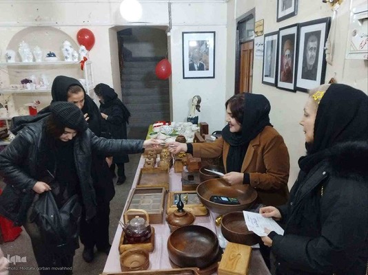 نمایشگاه صنایع دستی و هنرهای تجسمی یلدای هنر در شهرستان اهر