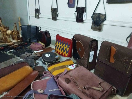 نمایشگاه صنایع دستی و هنرهای تجسمی یلدای هنر در شهرستان اهر