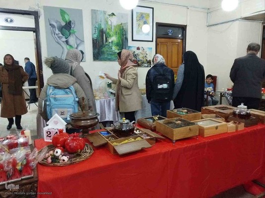 نمایشگاه صنایع دستی و هنرهای تجسمی یلدای هنر در شهرستان اهر