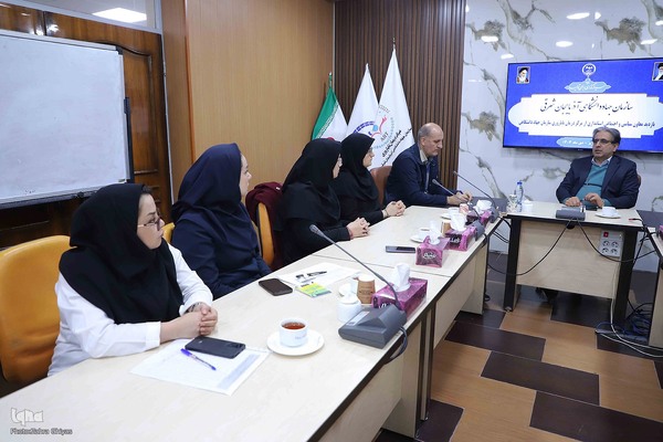 بازدید معاون سیاسی و اجتماعی استاندارآذربایجان‌شرقی از مرکز درمان ناباروری جهاددانشگاهی