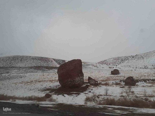 بارش برف در محورهای مواصلاتی شهرستان اهر