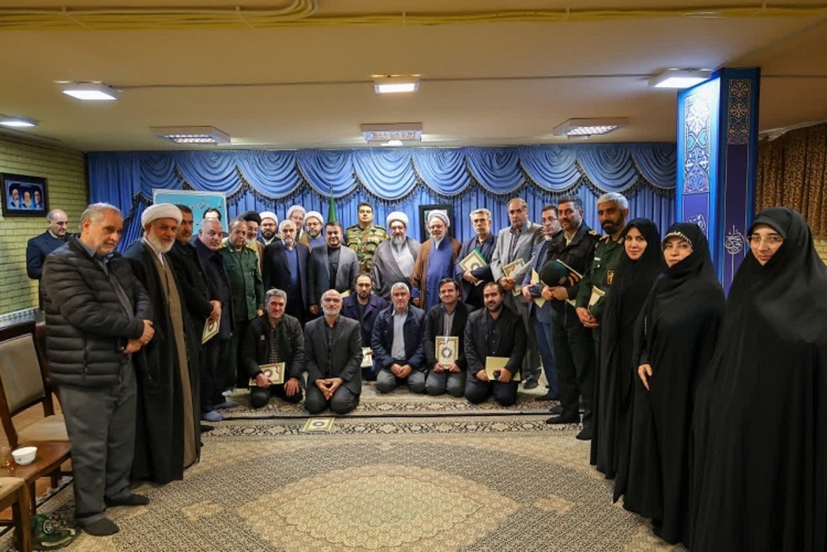 جلسه سیاست گذاری بزرگداشت ایام الله دهه فجر