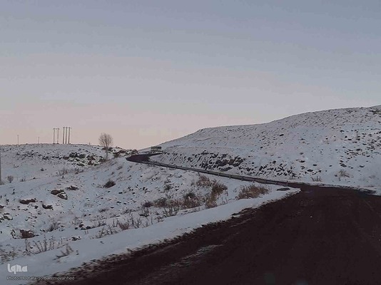 وضعیت راه های روستایی شهرستان اهر در روزهای سرد سال