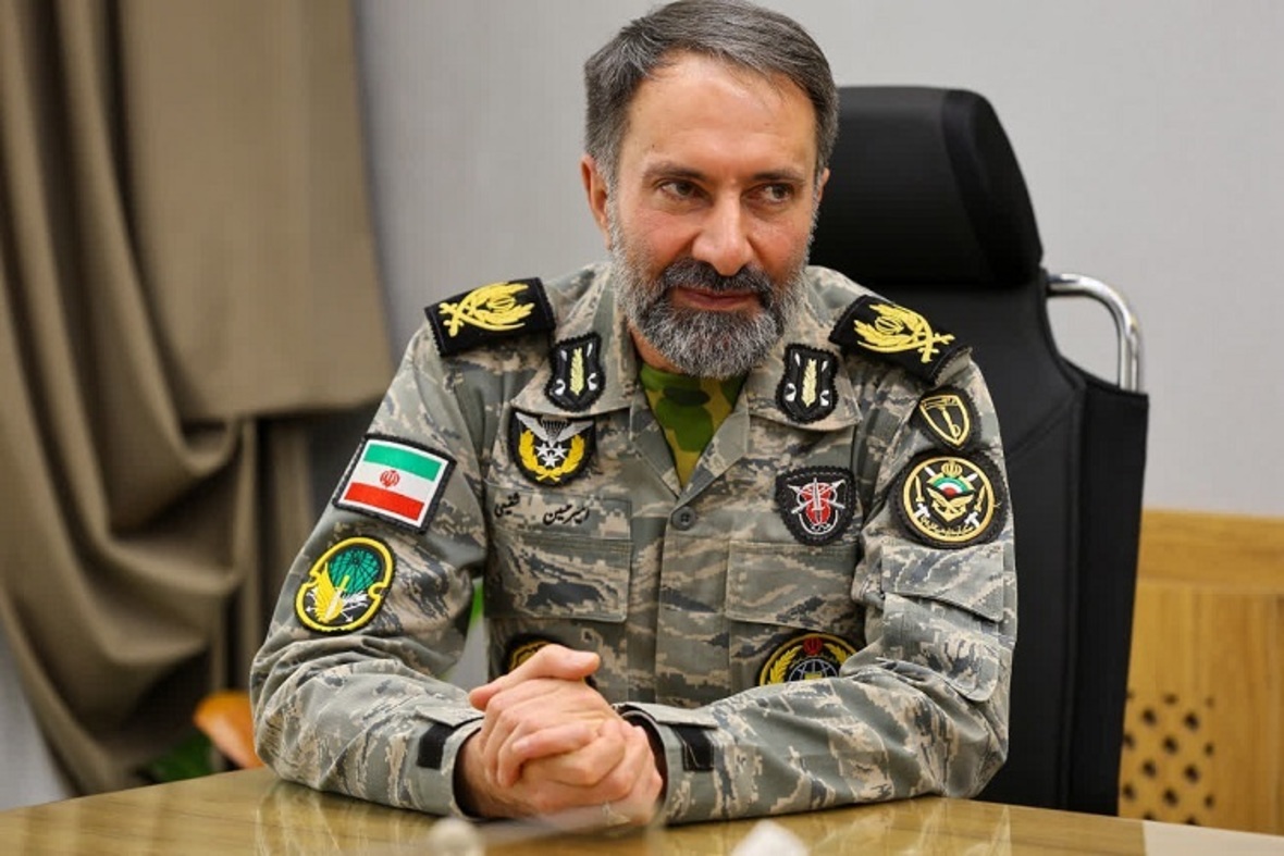 دیدار فرماندهان قرارگاه منطقه‌ای شمال‌غرب نیروی زمینی ارتش با امام جمعه تبریز