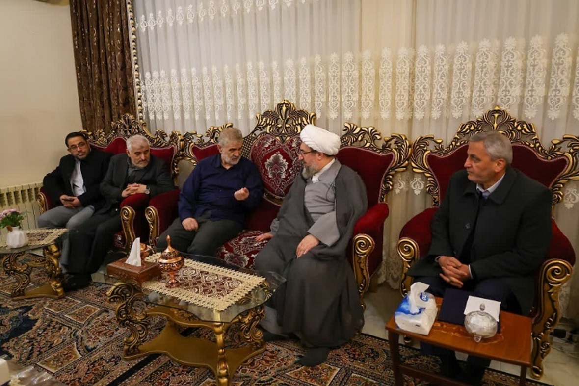 دیدار امام جمعه تبریز با سه جانباز ۷۰ درصد