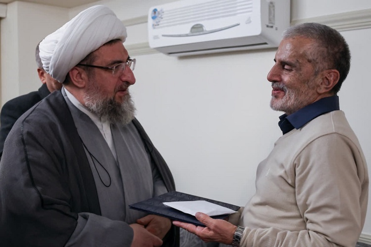 دیدار امام جمعه تبریز با سه جانباز ۷۰ درصد