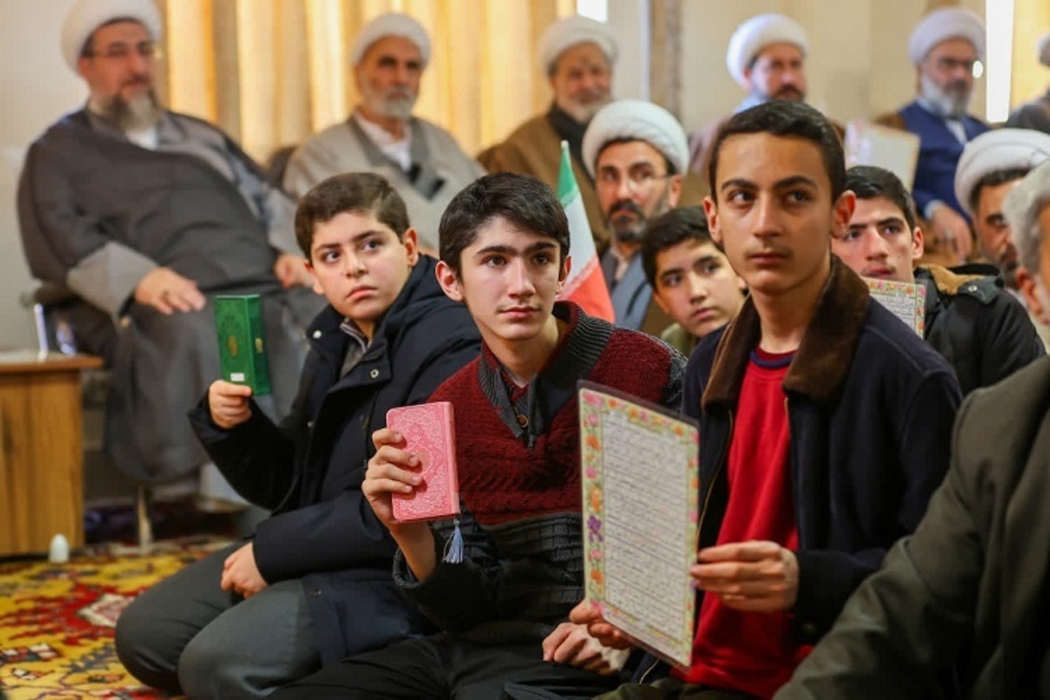 اجتماع حوزویان تبریز در محکومیت هتک حرمت به قرآن