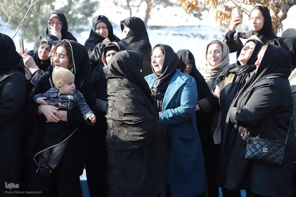 وداع مردم تبریز با شهید مرزبانی مهدی مصطفایی