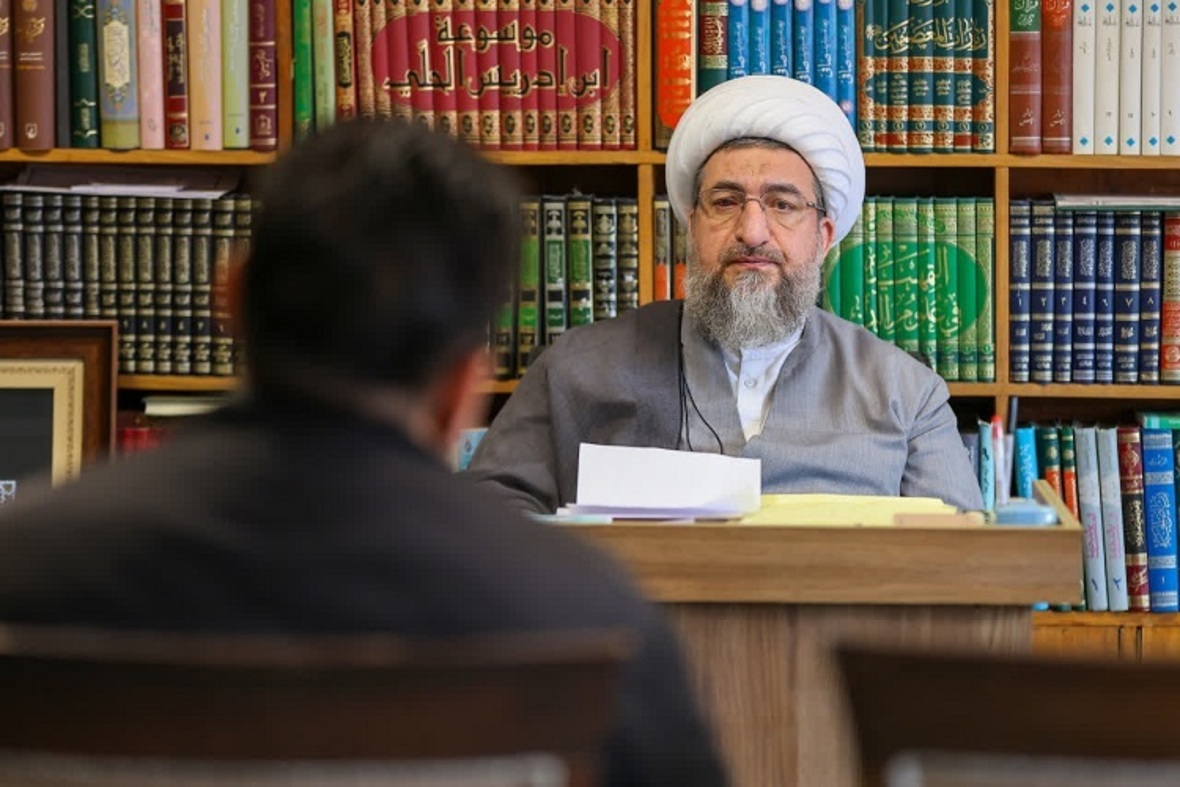 دیدار اقشار مختلف مردم با امام جمعه تبریز