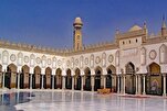 Un savant d'Al-Azhar met en garde contre les Corans falsifiés sur Internet