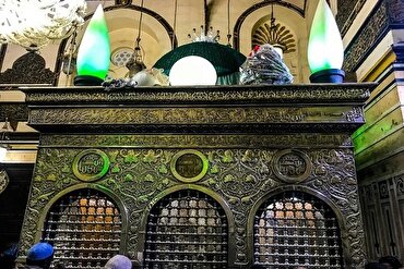 Hukum Dar al-Ifta’ Mesir tentang Pelaksanaan Salat di Masjid yang Memiliki Zarih
