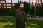 Poeta palestinese vince il Premio Pulitzer per giornalismo di commento sulle sofferenze dei Palestinesi durante il genocidio israeliano