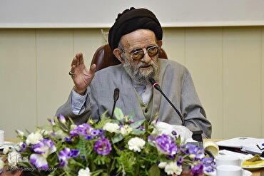 Ang Kilalang Iraniano na Iskolar sa Quran na si Seyyed Mohammad Baqer Hojjati ay Namatay sa Edad na 92