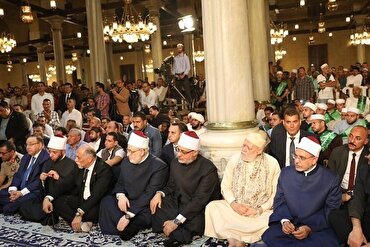 Ang Moske ng Imam Hussein ng Cairo ay Nagpunong-abala ng Pagdiriwang ng Milad-un-Nabi