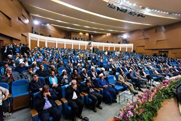 Em Fotos: Cerimônia de Encerramento do Festival do Alcorão e Etrat do Irã para Estudantes