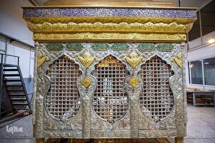 Перемещение и установка нового склепа храма Хазрат Зайнаб (мир ей) в картинах