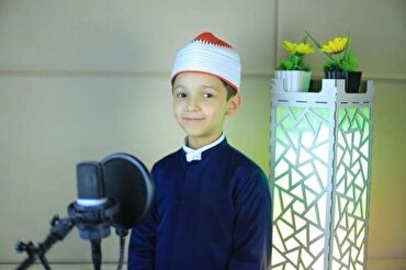 “小阿卜杜勒·巴斯特”是埃及新兴的《古兰经》人才 + 视频